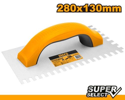 Plastering trowel with teeth
