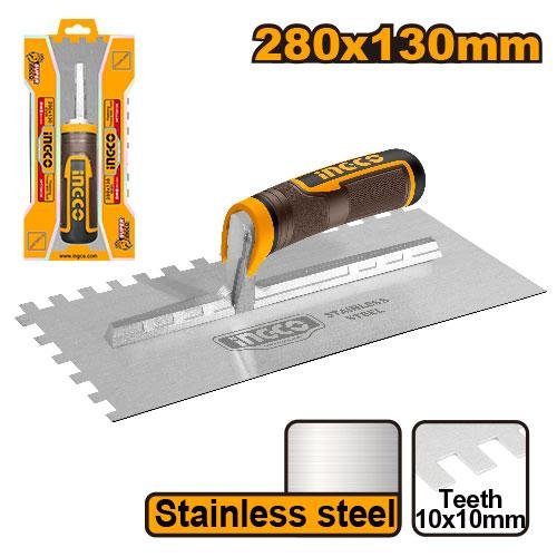 Plastering trowel with teeth