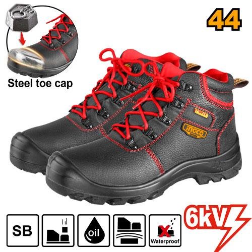 Insulated safety boots